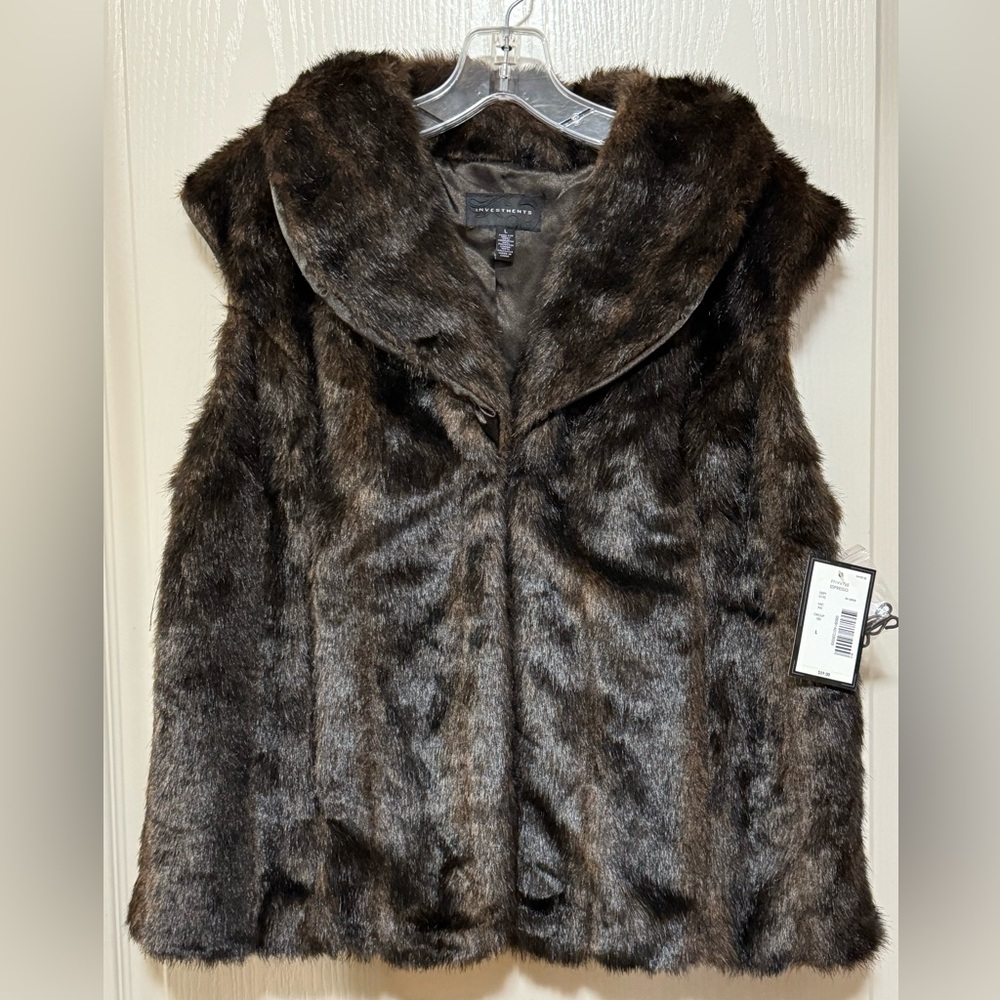 BRAND NEW “INVESTMENTS” FAUX FUR VEST, SIZE LARGE, BEAUTIFUL, YET WARM.